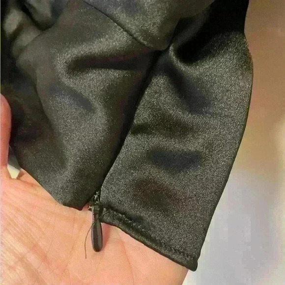 Zara  satin like front knot crop top , sz large - Picture 8 of 9